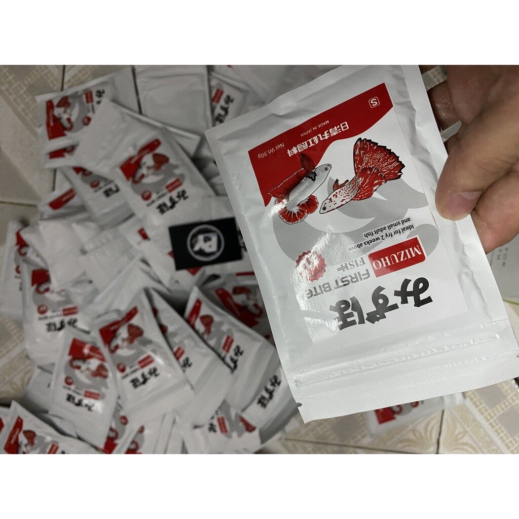 SHIP HỎA TỐC - CÁM NHẬT MIZUHO FIRST BITE TỐT  CHO CÁ BỘT BETTA - GUPPY