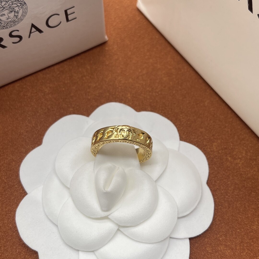 【Ready Stock】Original Versace Ring High Quality Ring Men Women Fashion Jewelry Gift