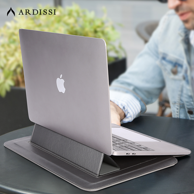 ARDISSI Túi Bảo Da đựng Kệ Giá Đồ cho ( MacBook Mac Book ) Air M1 13 3 Inch Pro M2 13.6 14 2 Vệ Ốp Lưng Phụ Kiện Máy Tính Xách Tay Bọc Sạc Sợi nhỏ PU Laptop Stand Case Cover Sleeve Bag Handbag 2020 2021 2022 A2337 A2338 A2681 A2179 A1466 A2442 1502 A1708