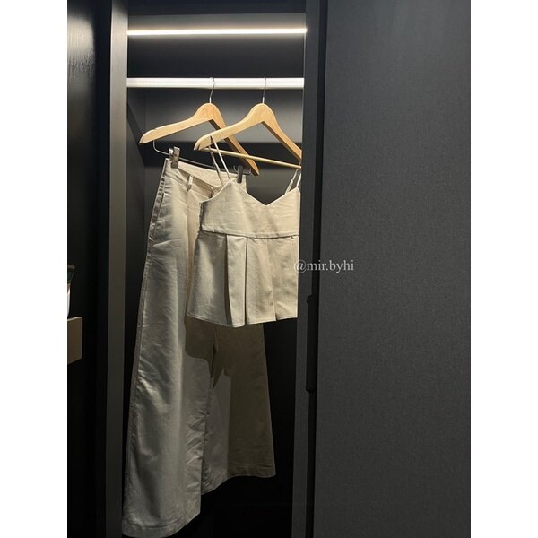 Mir.byHi: set áo hai dây + quần ống rộng linen
