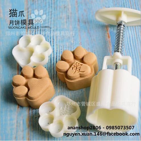 Khuôn trung thu lò xo 50gr chân gấu 2 mặt