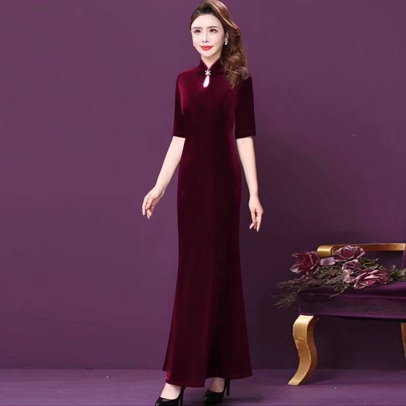 Đầm mẹ rộng sườn xám nhung màu vàng kim đầm dự tiệc chủ nhà cải tiến cổ điển mới 2023