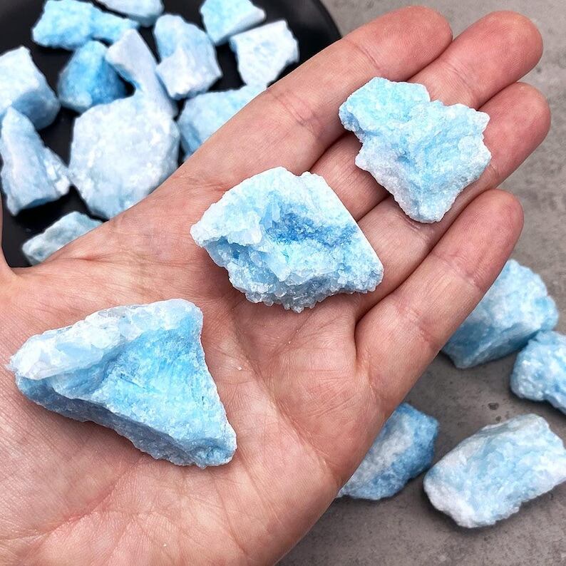 1pcs thô tự nhiên màu xanh aragonite đá thô
