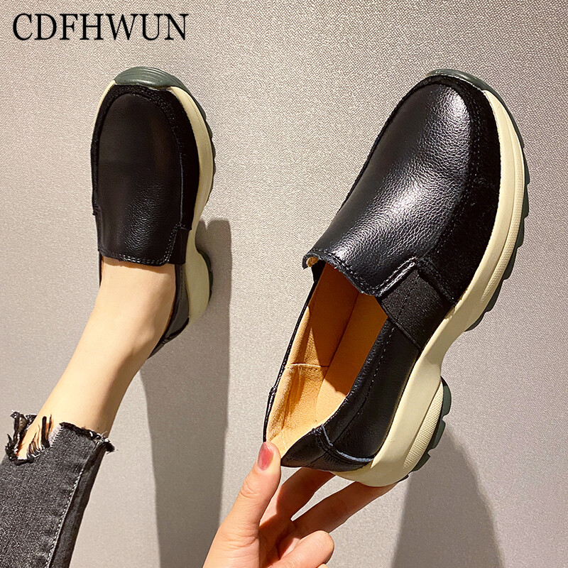 CDFHWUN Women Sneakers Casual Loafers Stitching Suede Leather Shoes for Women Heightening Lazy Slips Female Shoes ราคา 1,280 บาท*ส่งฟรี