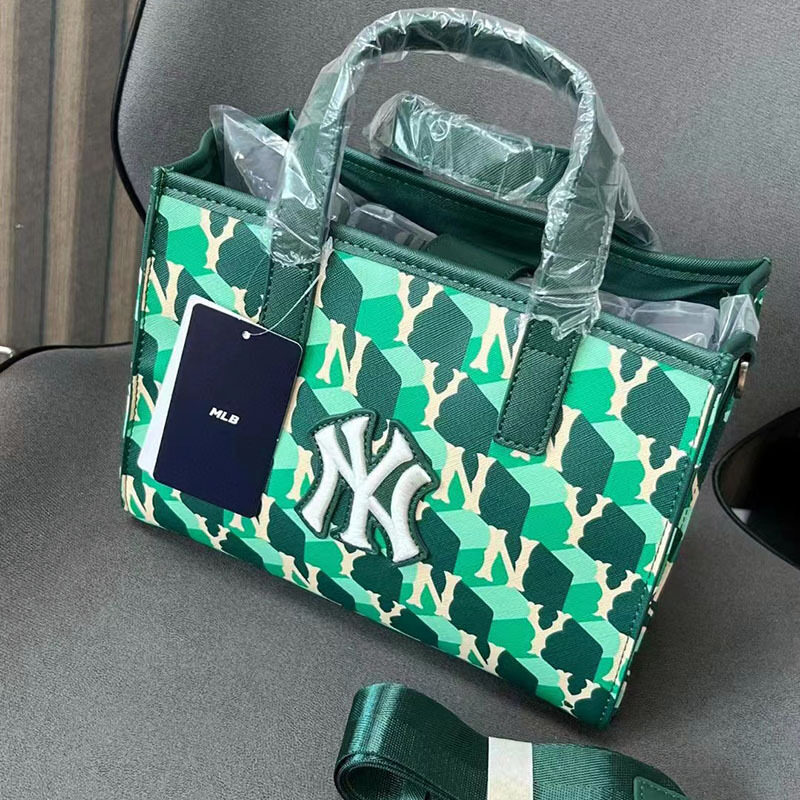 Fashionable Humans MLB Túi Tote Cặp Đôi Nam Nữ Mlb Túi Đeo Chéo Hình Học Túi Tote Ny Mẫu Mới Thu Đôn