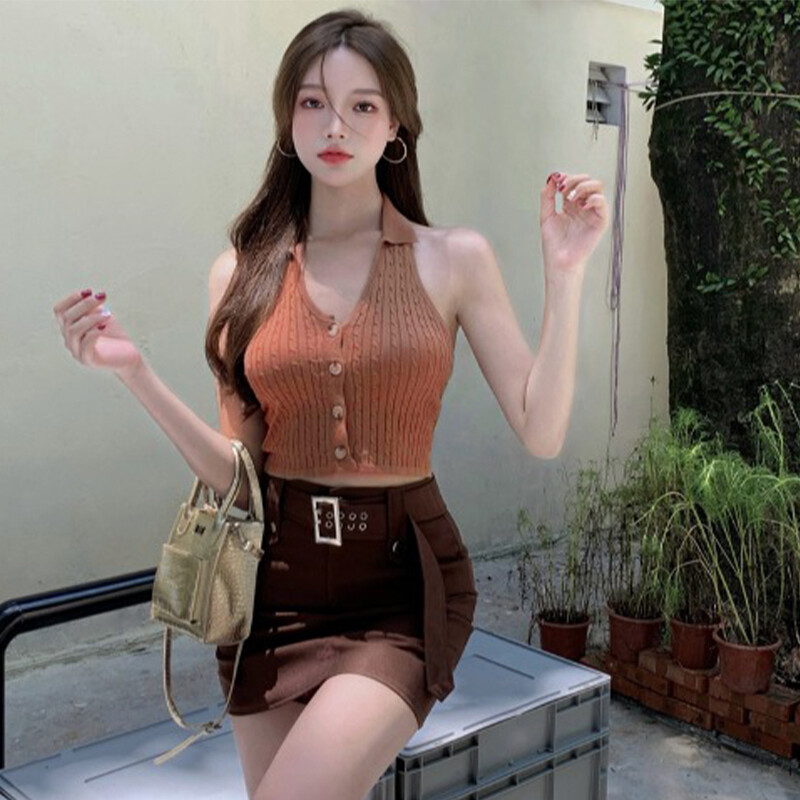 Magiclady áo ba lỗ dây polyester dệt kim thời trang cho nữ áo ba lỗ cài cúc cổ bẻ màu trơn áo hở eo ôm sát cổ chữ v thời trang mùa hè