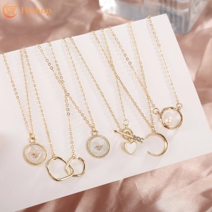 สินค้า Cheap Mall Korea Elegant Pearl Diamond Necklace Love Bfly Star Moon Lock Gold Necklace Clavicle Chain Jewelry Female