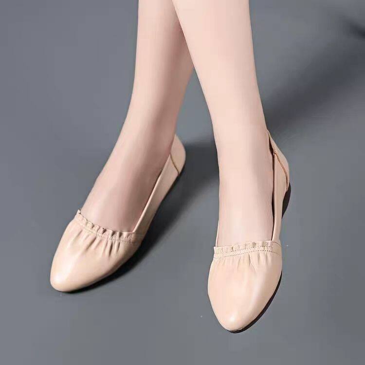 wtMei korean wedge leather mother shoes Women's Soft Bottom Shallow Mouth White Leather Shoes Soft Leather Pointed Flat Shoes