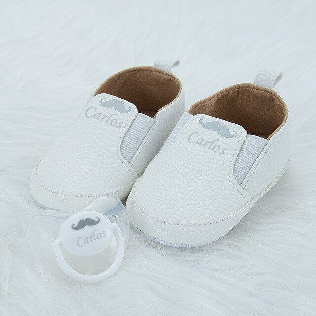 เลือกชื่อใดๆที่สามารถทำให้รองเท้าเด็กทารกหล่อเย็นชุดจุกนมหลอกการออกแบบที่ไม่ซ้ำกัน