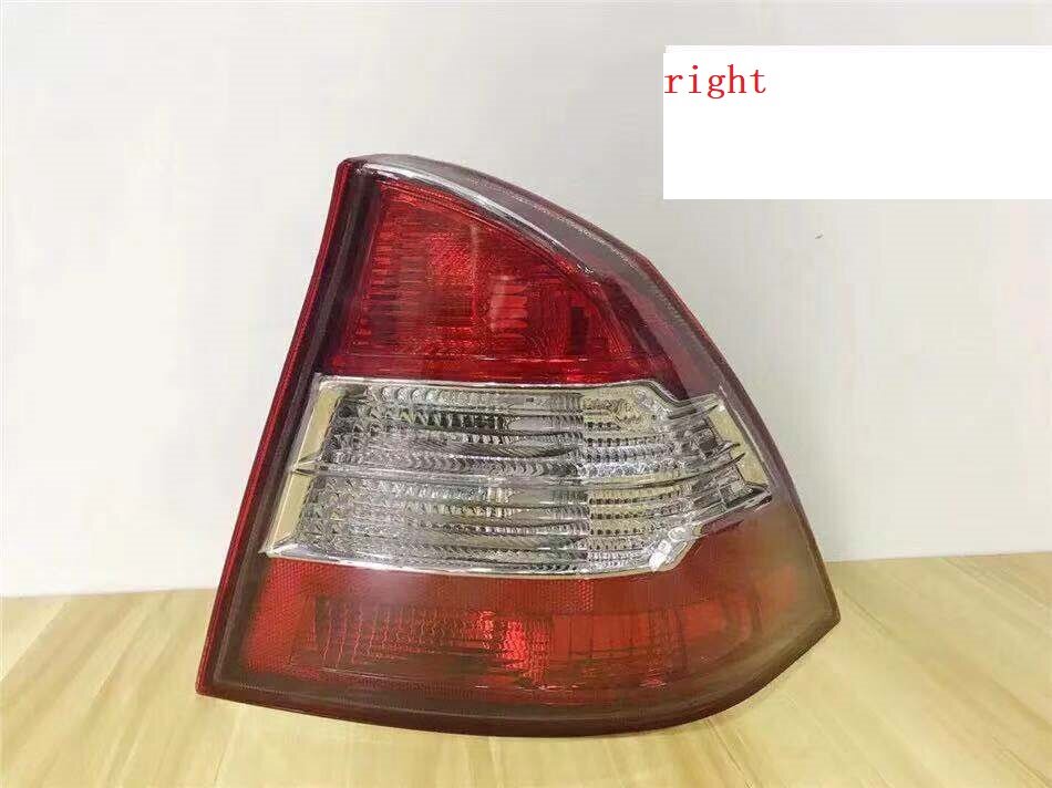  1 Chiếc Xe Hơi Cho Ford Focus Sedan   Saloon 2009 2010 2011 2012 Đèn Đuôi Đèn Đèn Phanh Sau Tailamp Assy Đèn Dừng Cản Sau 