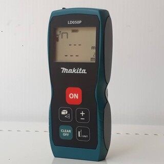 Máy đo khoảng cách bằng laser Makita LD050P