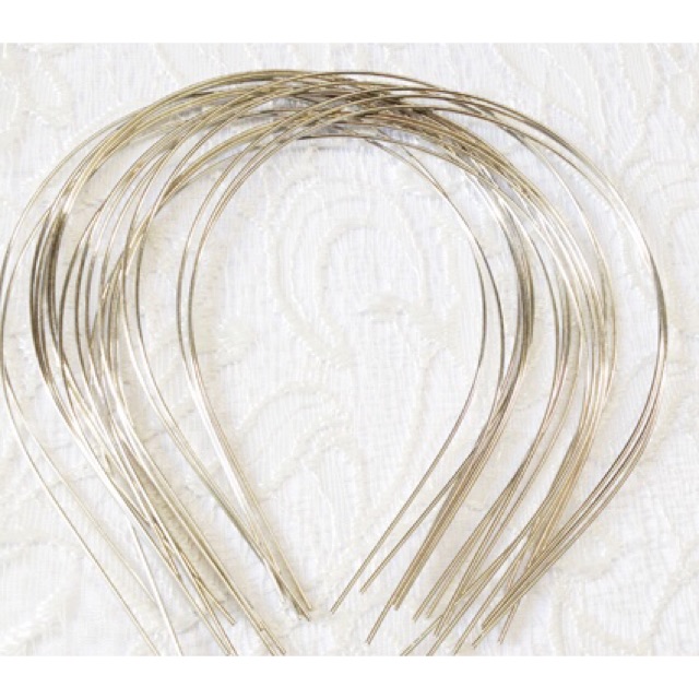 Sỉ 10 chui cài xỏ hạt
