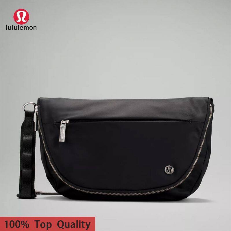 Lululemonsˉ2022 messenger bag outdoor sports bag multifunctional fitness bag