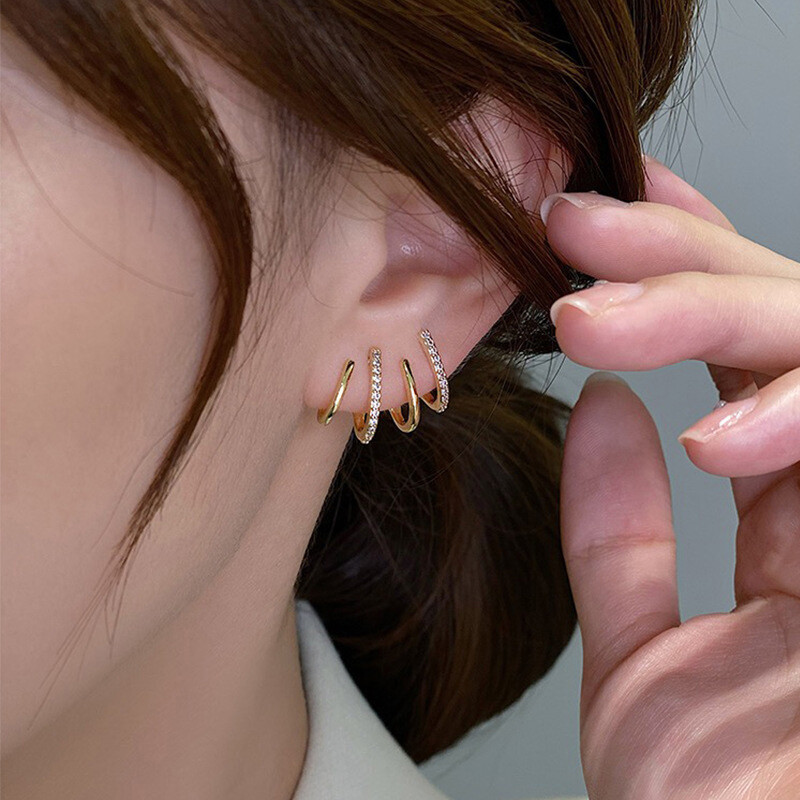 Sissi Korean Earing Claw Ear Hook Clip Earrings for Women Four-Prong Setting Gold Color Ear Earrings Fashion Jewelry New Year Gift