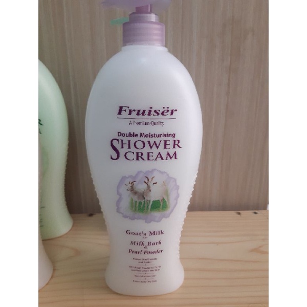 Sữa tắm fruiser sữa dê và ngọc trai 1000ml