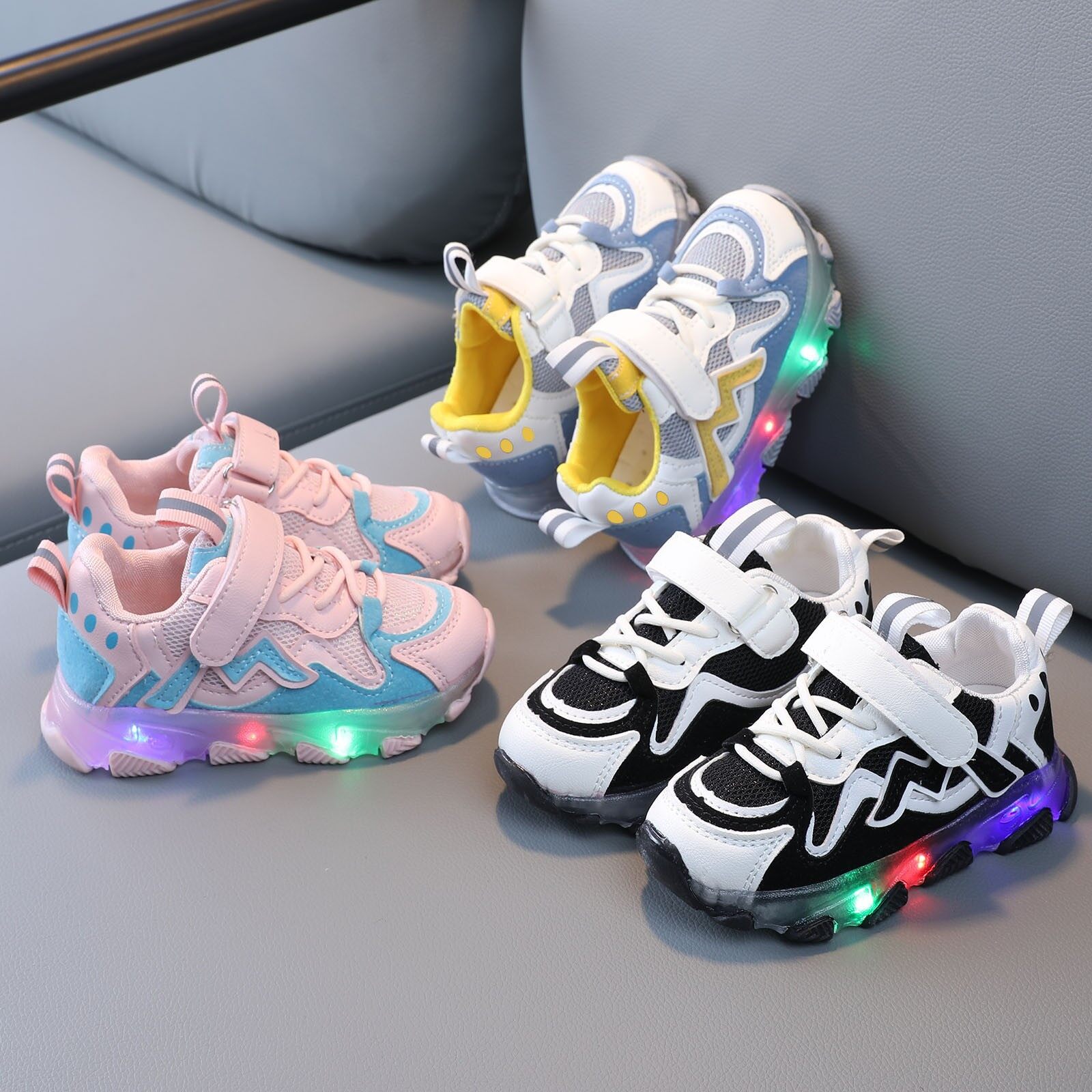Giày cho bé gái 9 tuổi LED lưới chạy phát sáng cho trẻ em giày thể thao