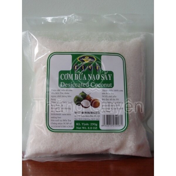 Cơm dừa sấy khô Bến Tre hiệu Live 250g