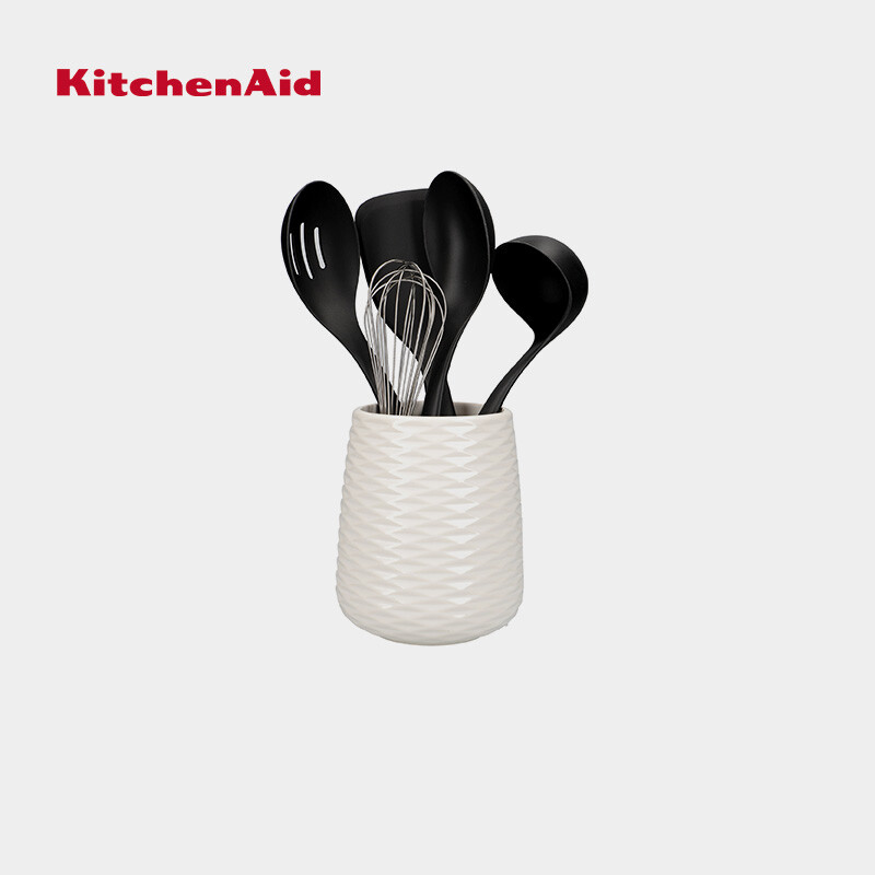 KitchenAid Nylon 6pc Utensil Set And Holder - Onyx Black ชุดอุปกรณ์ทำครัว 6 ชิ้น ราคา 1,980 บาท*ส่งฟรี