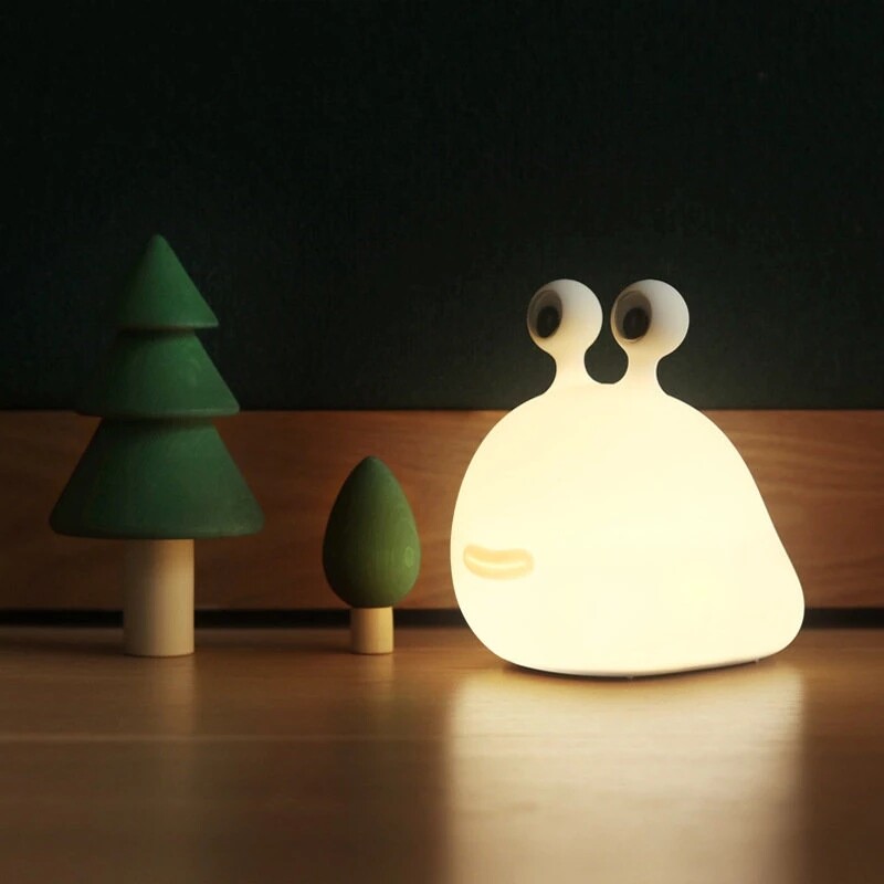 Creative Slug Night Light Silicone Rechargeable Baby Sleeping Lamp Touch Switch Children's Nightlight Dimmable Night Lamp Timer ราคา 658 บาท*ส่งฟรี