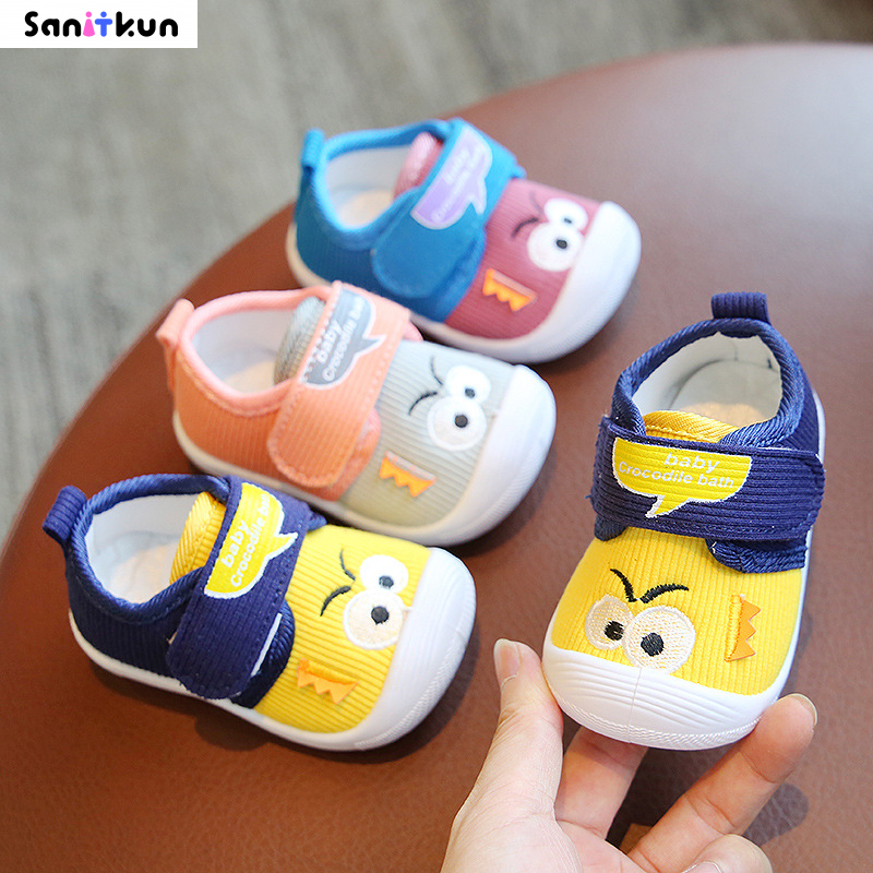 Sanitkun Baby First Walker รองเท้าแผ่นกันลื่นรองเท้าด้านล่างที่อ่อนนุ่มรองเท้าเสียง1-4ปี