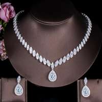 SEQUITO Chất Lượng Cao AAA Zirconia Zirconia Mặt Dây Chuyền Giọt Nước Bông Tai Vòng Cổ Vàng Trắng Giai Điệu Cổ Điển Wedding Prom Bộ Trang Sức Cô Dâu Dành Cho Nữ (Màu Sắc: Đỏ/Xanh/Xanh/Trắng)SJ008